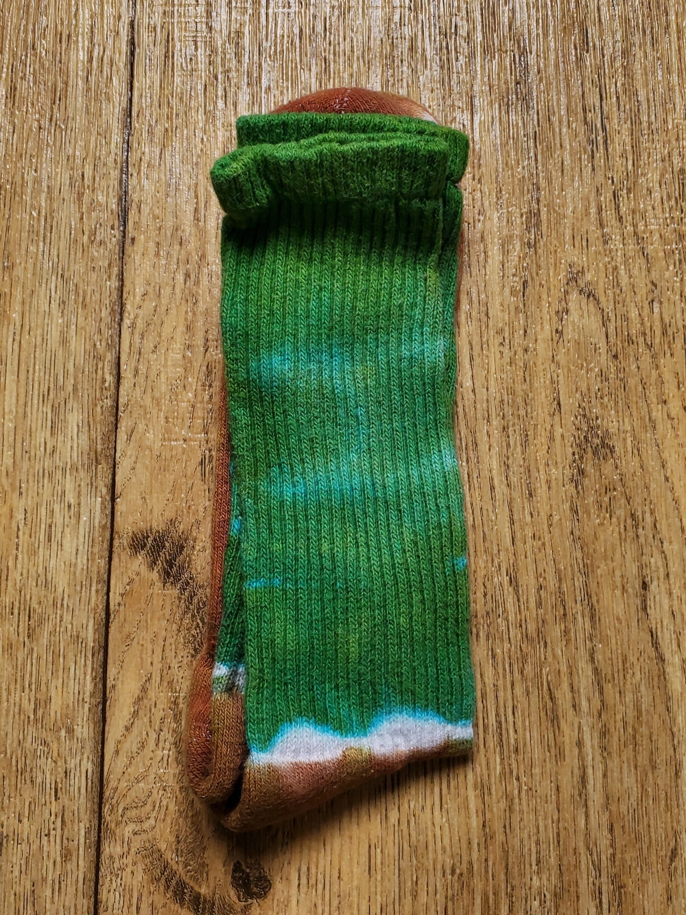 Gildan Green Tie-Dye Crew Socks with Brown & White Accents